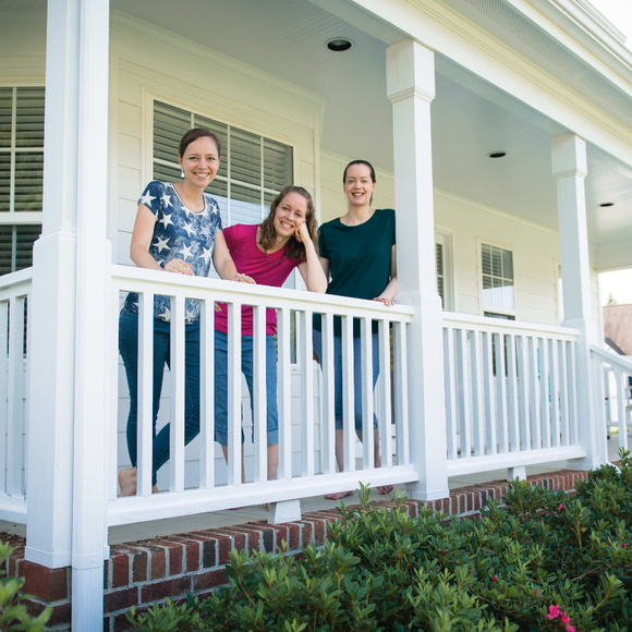 Meet your Posher, Sarah, Lisa, and Laura (sisters) - Picture 1 of 5